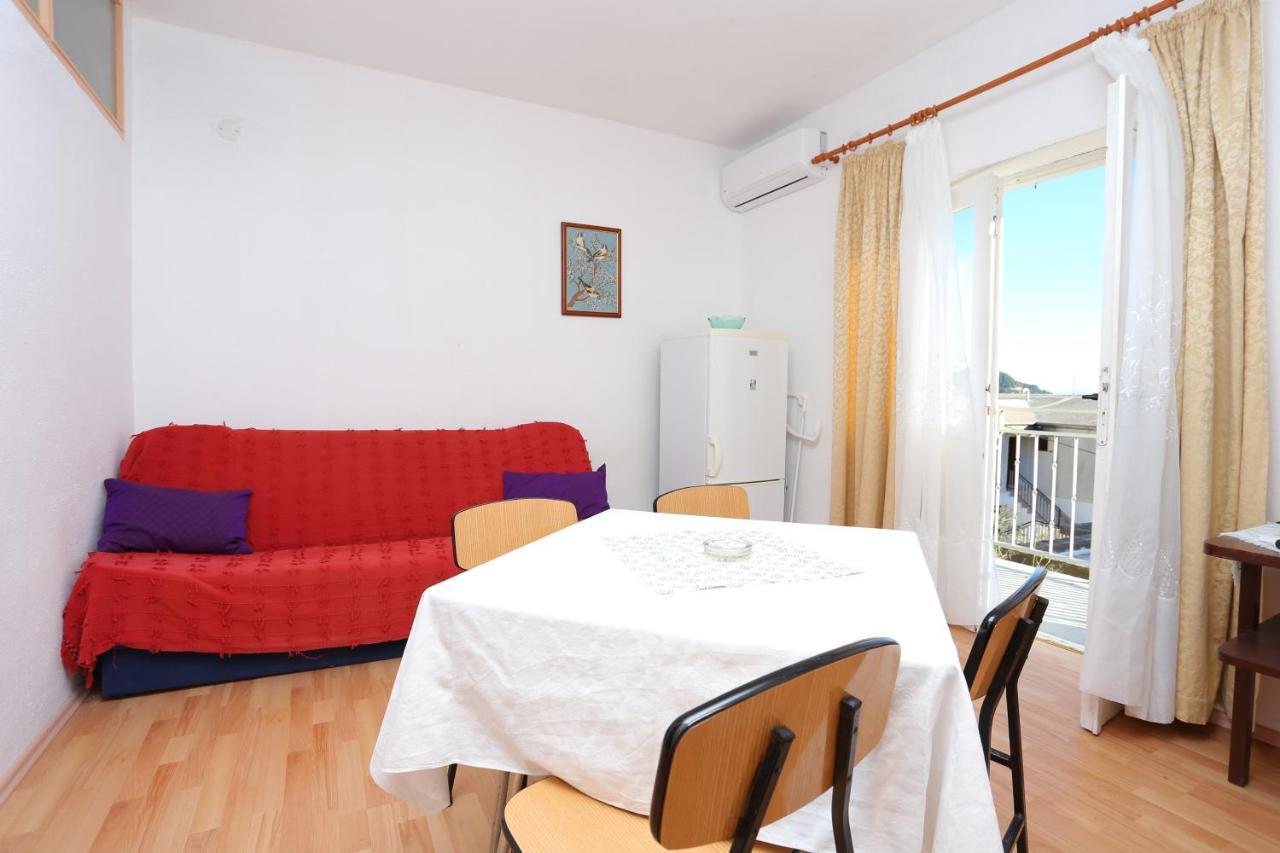 Apartment Igrane 311B Luaran gambar