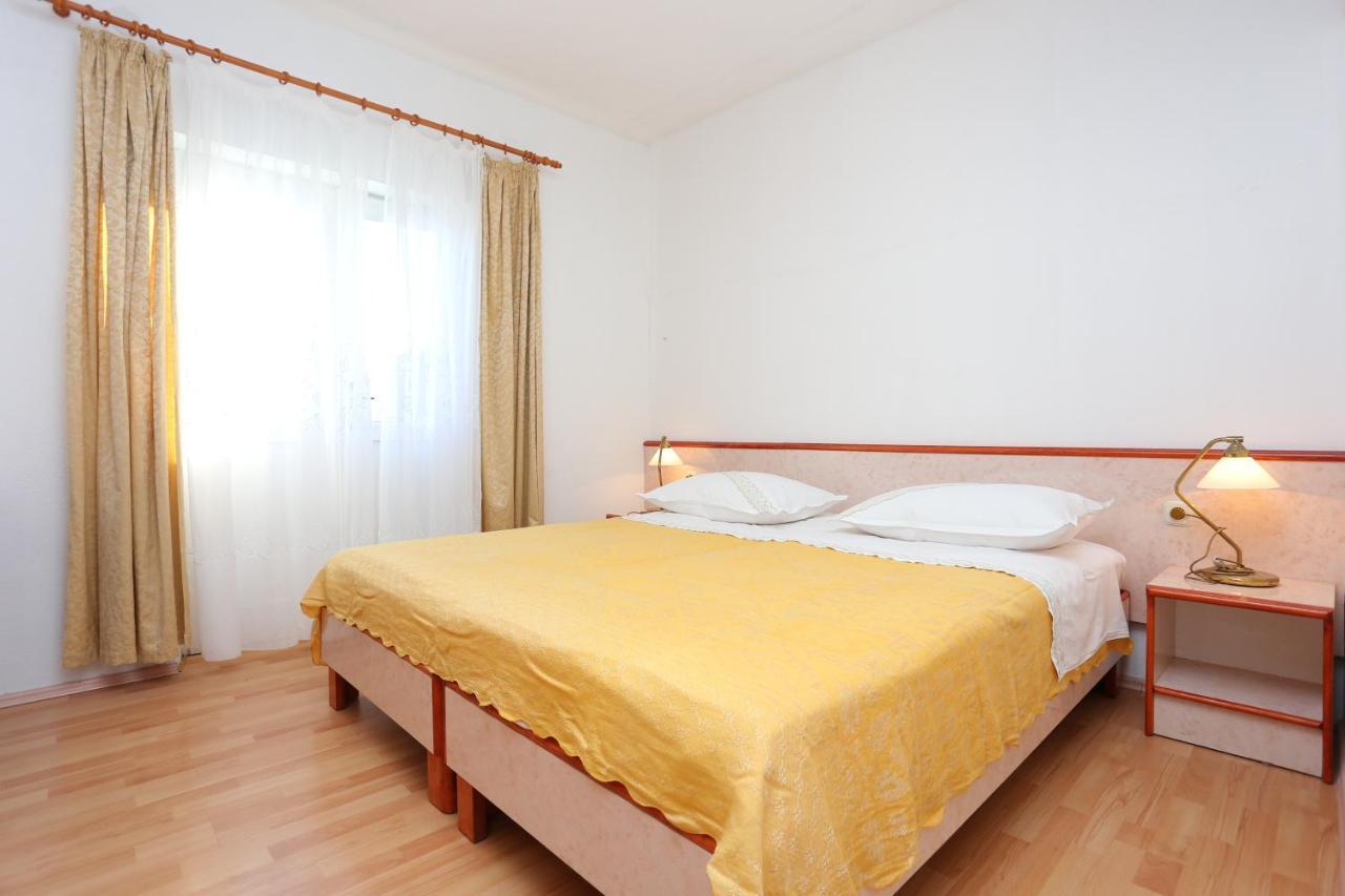 Apartment Igrane 311B Luaran gambar